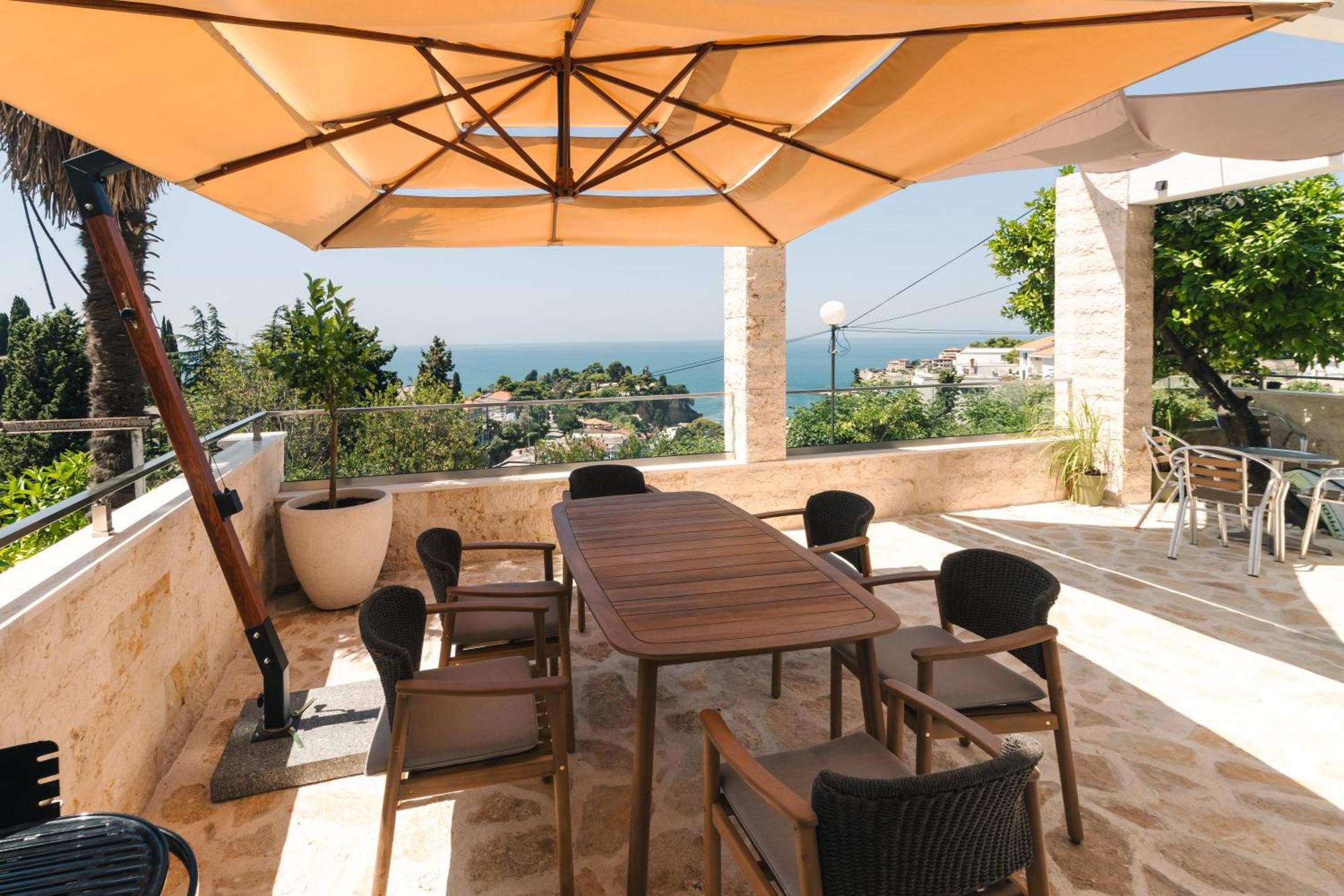 Casa Bianca & 2 Apartment Ulcinj